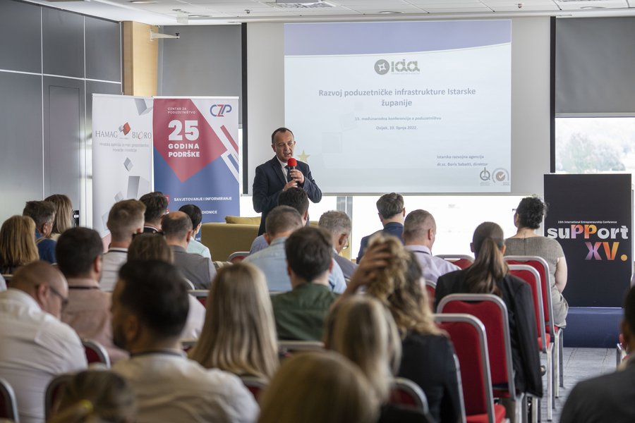 Sabatti na 15. međunarodnoj konferenciji o poduzetništvu u Osijeku