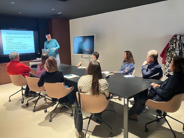 Održana radionica „Cybersecurity: Zaštita od prevara na internetu i u elektroničkom svijetu – izazovi i opasnosti novih tehnologija“