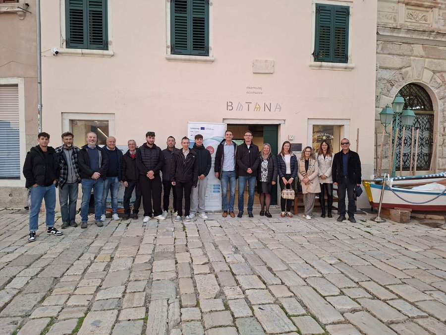 IDA organizator studijske posjete Ekomuzeju batana Rovinj i sudionik posjete istarskom brodogradilištu MARSERVIS u sklopu projekta TOFOLA