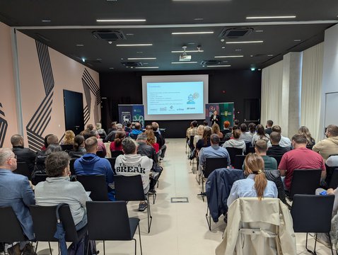 Veliki odaziv poduzetnika na radionicu "AI agenti, chatbotovi i pametni asistenti"