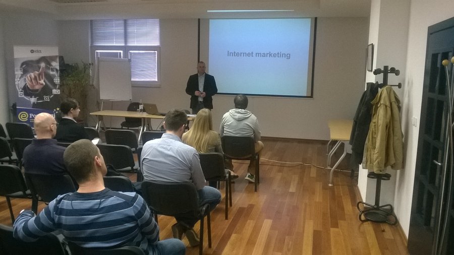 Internet marketing u turizmu